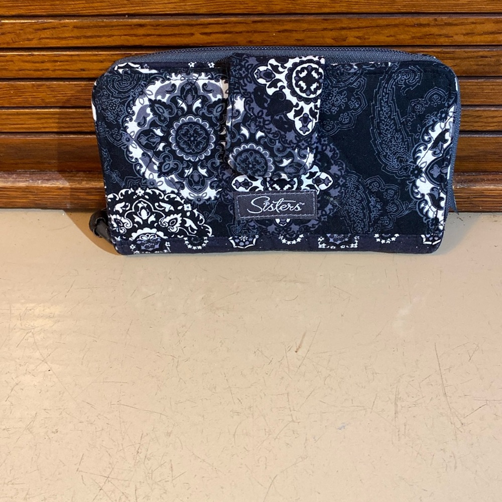 Sisters by Longaberger Wallet Black Mixed Print